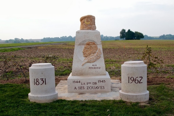 Monument national des Zouaves - Union Nationale des Zouaves